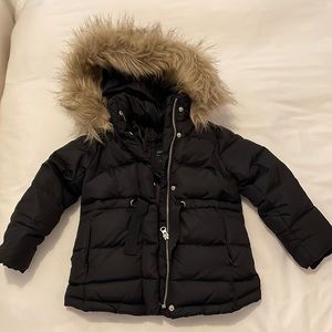 Zara Girls down puffer jacket with fur lined hood.  Black size 4.